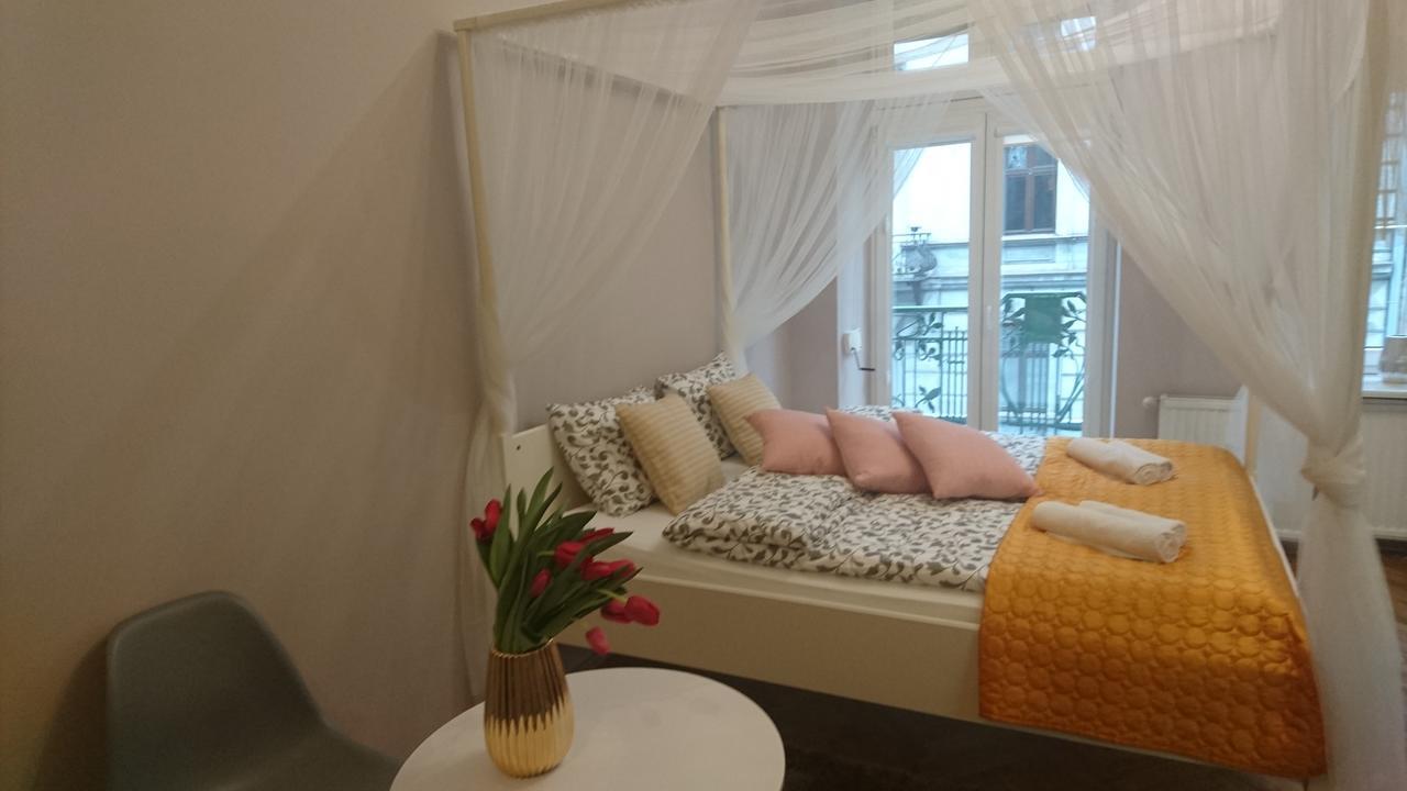 Ok Home Apartments Krasków Εξωτερικό φωτογραφία