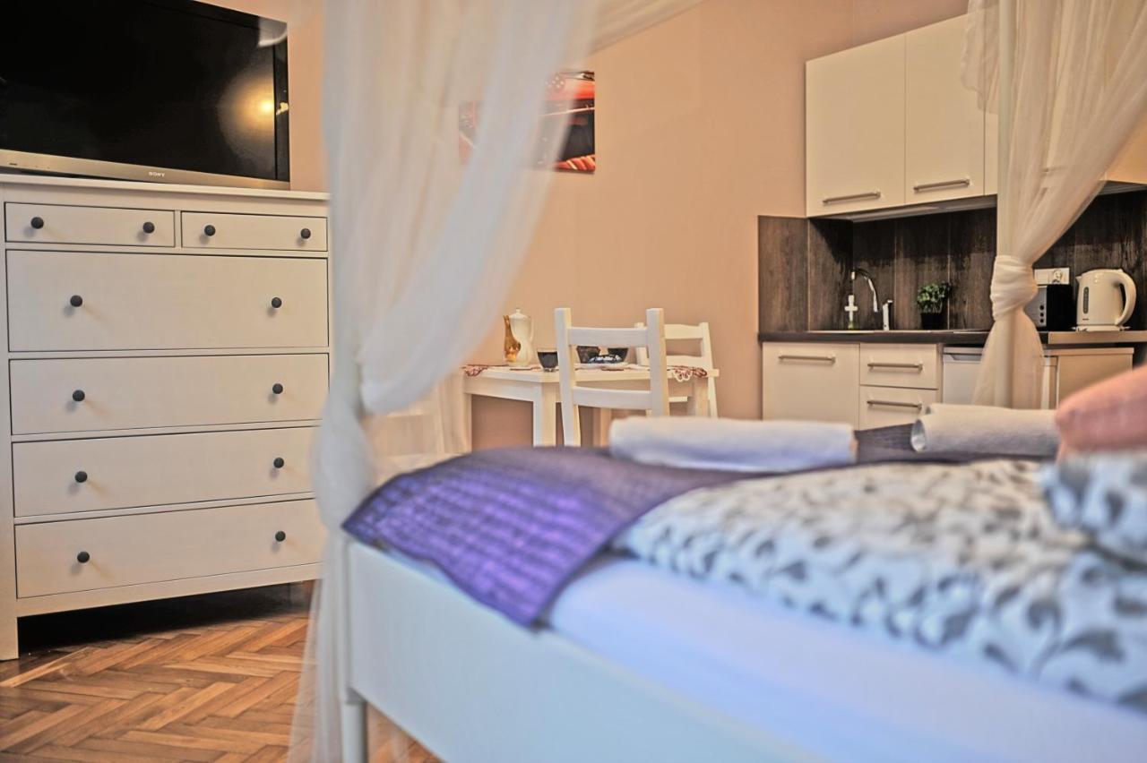 Ok Home Apartments Krasków Δωμάτιο φωτογραφία